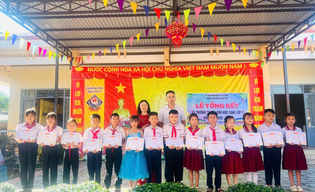 TRƯỜNG TIỂU HỌC HÀ HUY TẬP TỔ CHỨC LỄ TỔNG KẾT NĂM HỌC 2025–2026 VÀ LỄ TRƯỞNG THÀNH CHO HỌC SINH LỚP 5